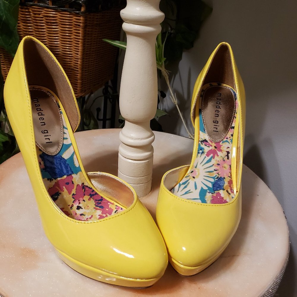 NEW Yellow Madden Girl 5 inch Platforms
